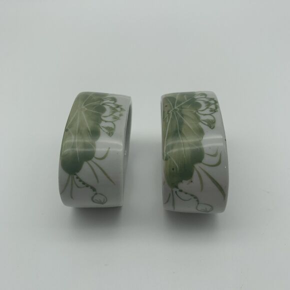 2 Vintage Napkin Rings Holders Green Ginkgo Leaf On Lt Gray Ring - Picture 4 of 8